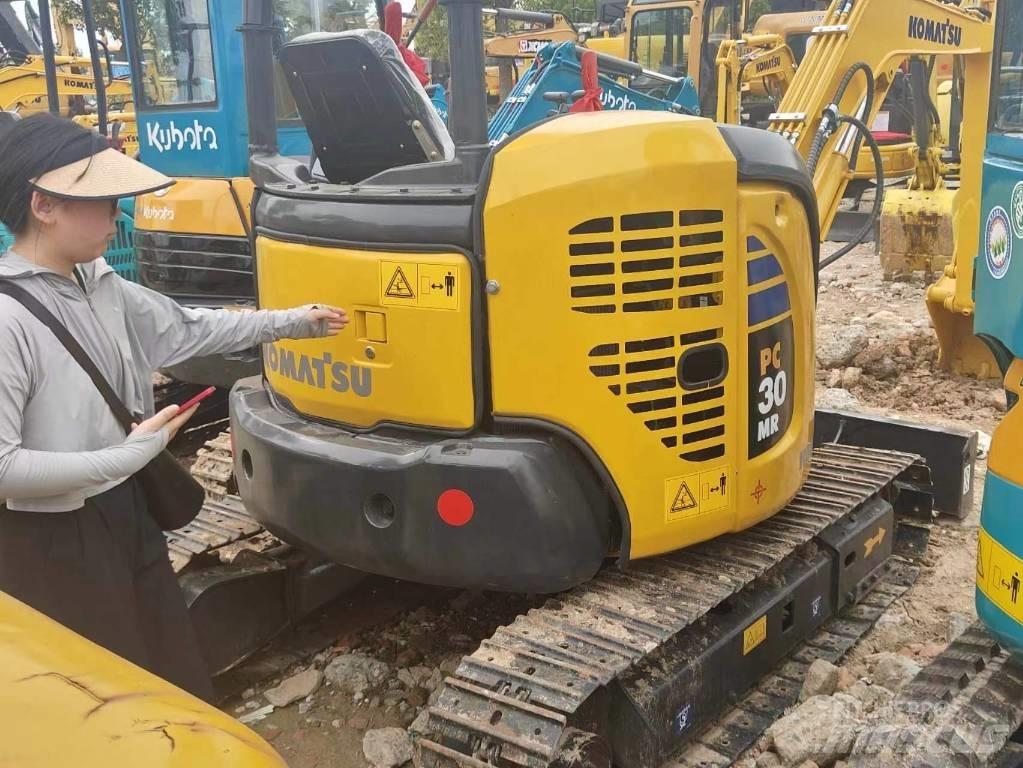 Komatsu PC 30 Minigraafmachines < 7t