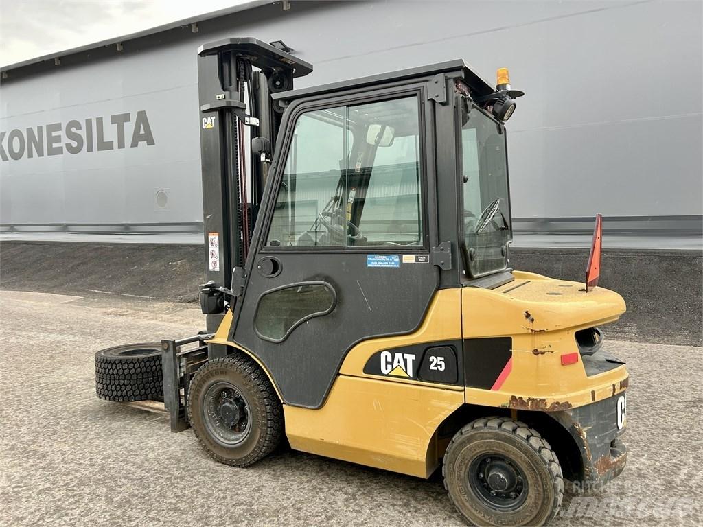 CAT DP 25 NT Diesel heftrucks