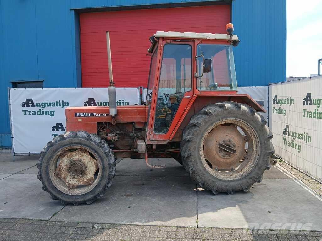 Renault 781-4 Tractoren
