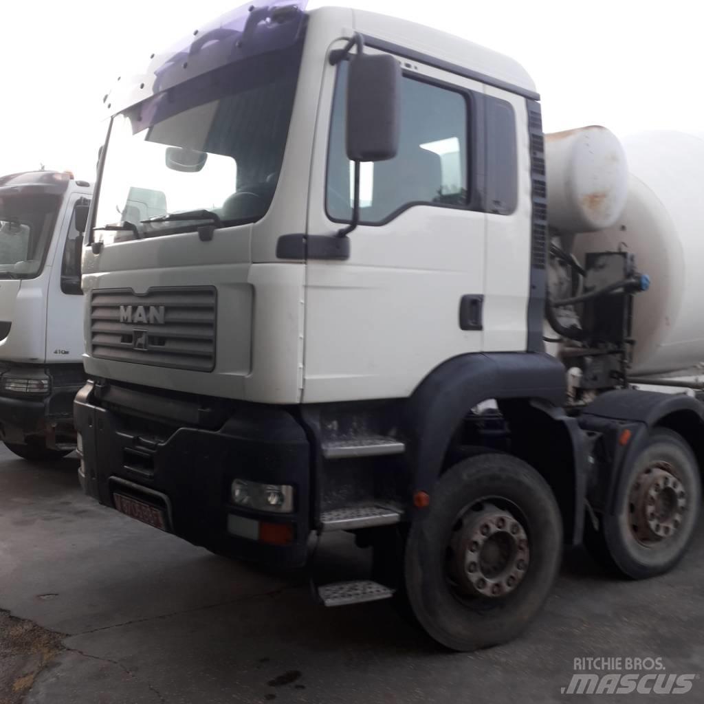 MAN TGA32.360 Betonmixers en pompen