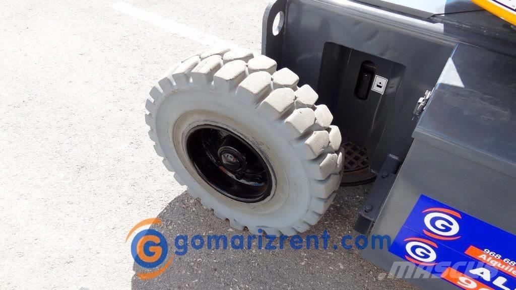 Haulotte HA 12 IP Knikarmhoogwerkers