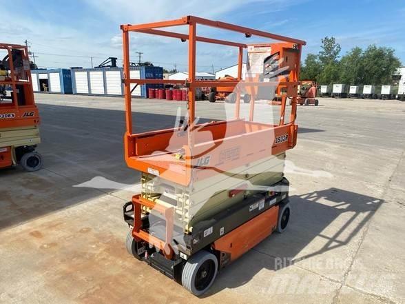 JLG 1932R Schaarhoogwerkers