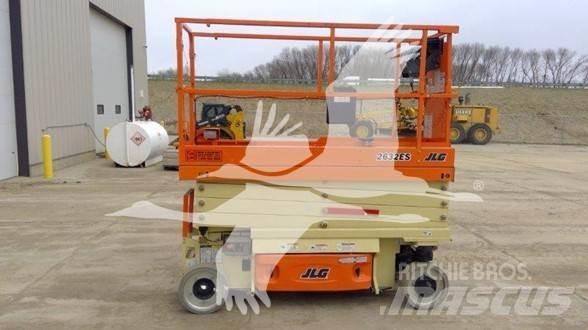 JLG 2632ES Schaarhoogwerkers