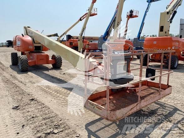 JLG 800S Telescoophoogwerkers