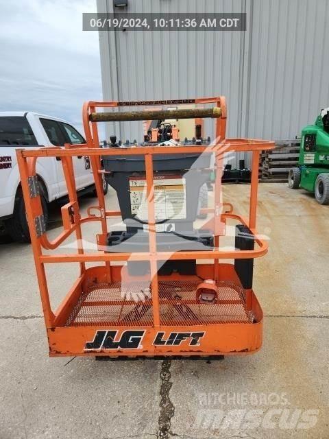 JLG E300AJP Knikarmhoogwerkers