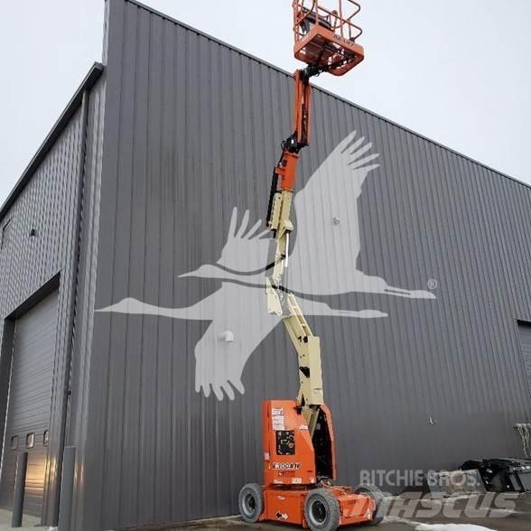 JLG E300AJP Knikarmhoogwerkers