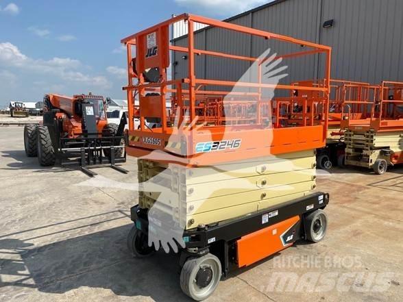 JLG ES3246 Schaarhoogwerkers
