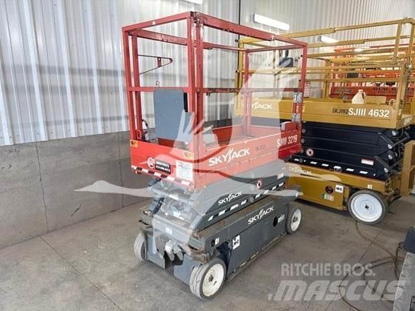 SkyJack SJ3219 Schaarhoogwerkers