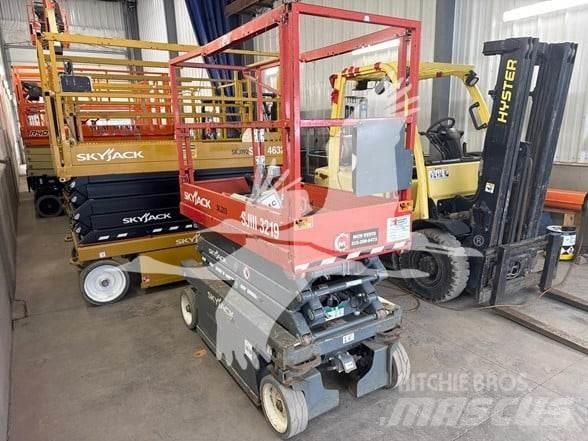 SkyJack SJ3219 Schaarhoogwerkers