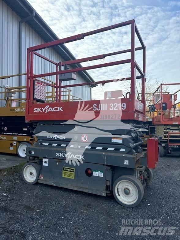 SkyJack SJ3219 Schaarhoogwerkers