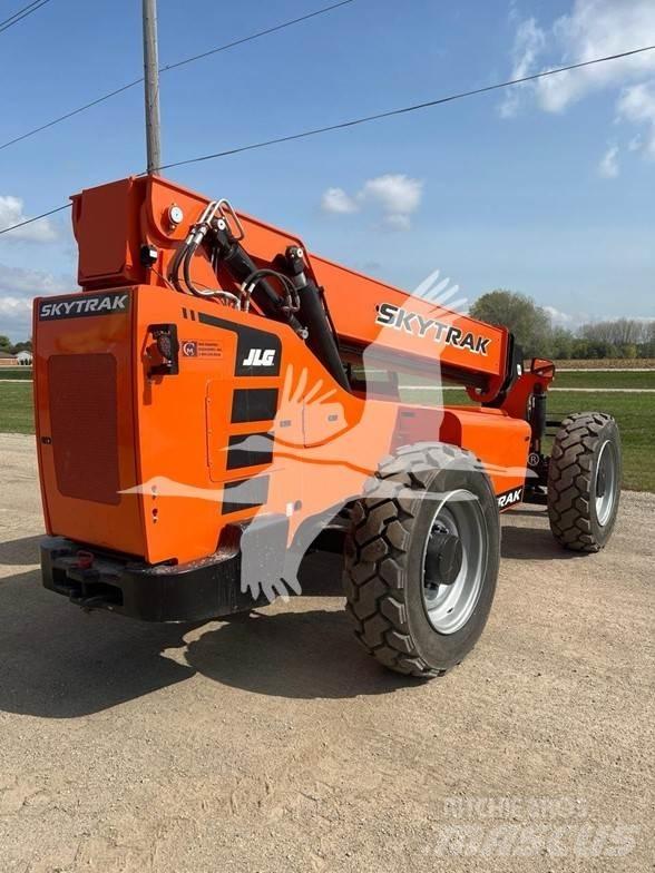 SkyTrak 8042 Verreikers