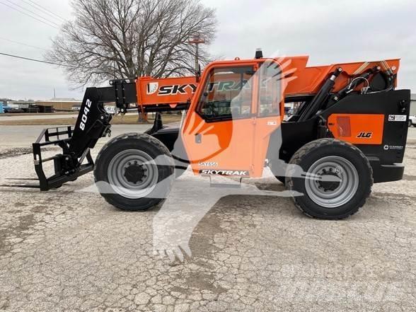 SkyTrak 8042 Verreikers