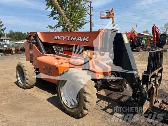 SkyTrak 8042 Verreikers