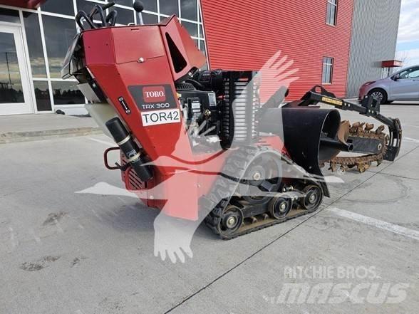 Toro TRX300 Sleuvengravers