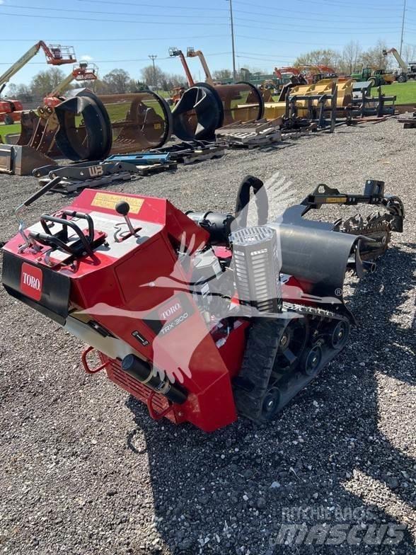 Toro TRX300 Sleuvengravers