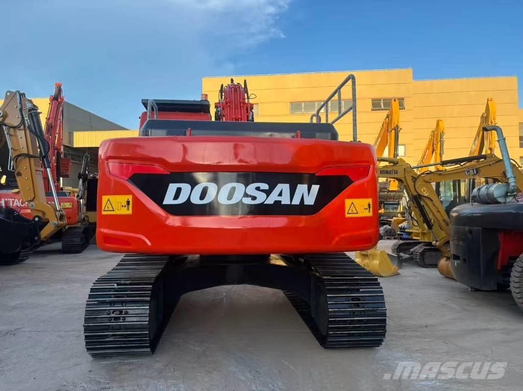 Doosan DX 225 LC Rupsgraafmachines