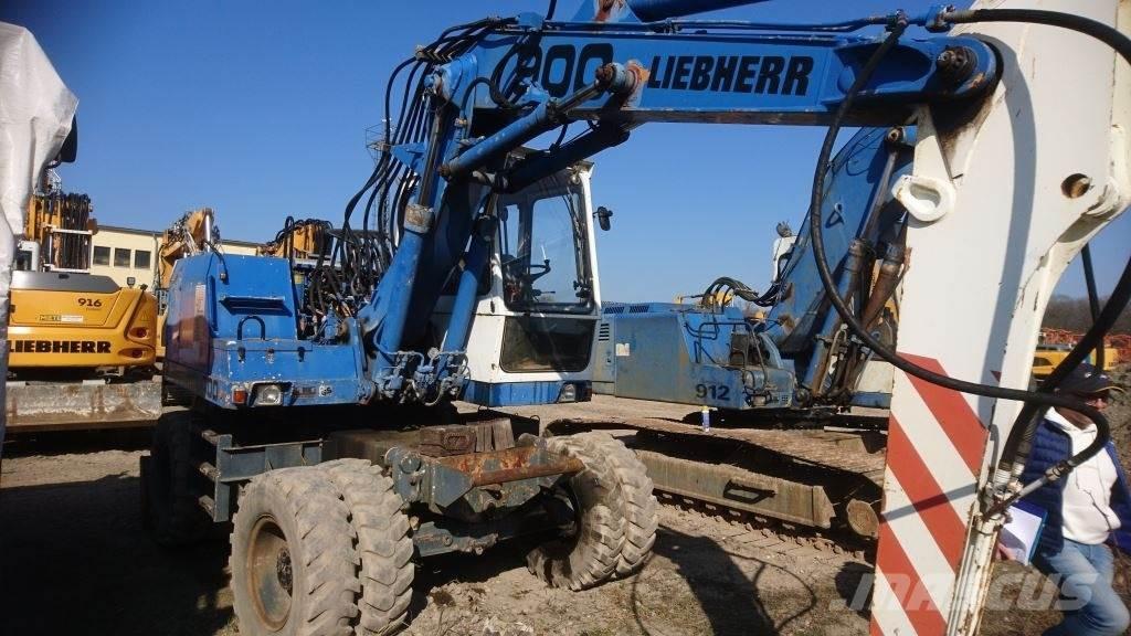 Liebherr A900 Wielgraafmachines