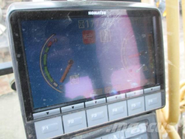 Komatsu PC 240 NLC-8 Rupsgraafmachines