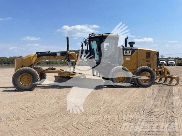 CAT 320 Rupsgraafmachines
