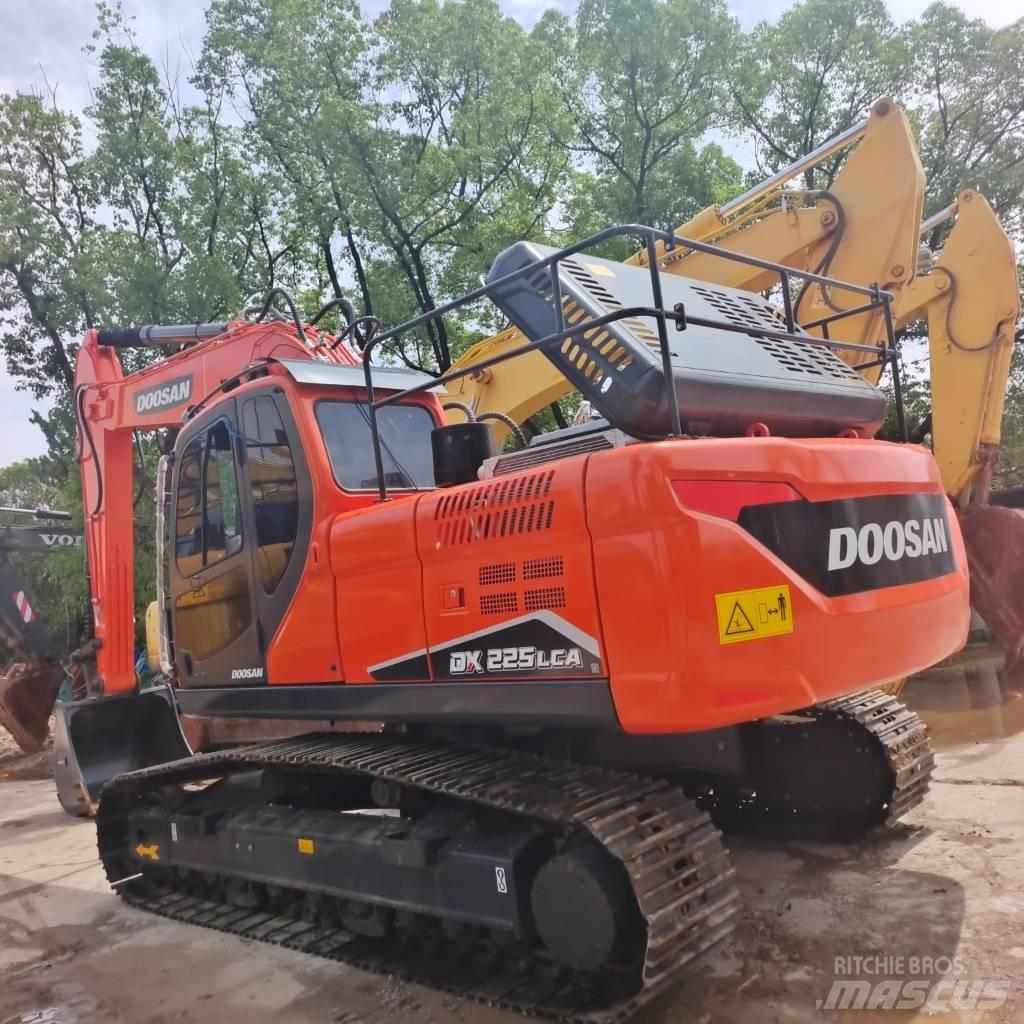 Doosan DX 225 LC Rupsgraafmachines