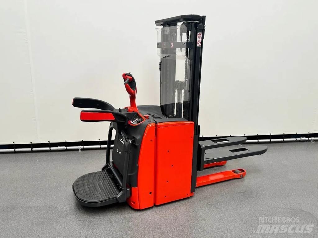 Linde L 14 AP Stapelaar meeloop