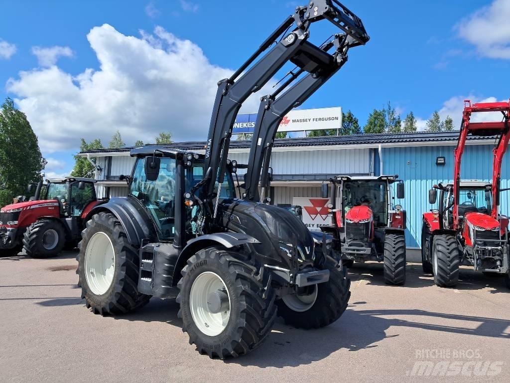 Valtra T 175 Direct Tractoren