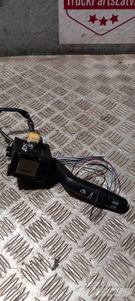 Scania R 440   1542529 Cabine en interieur