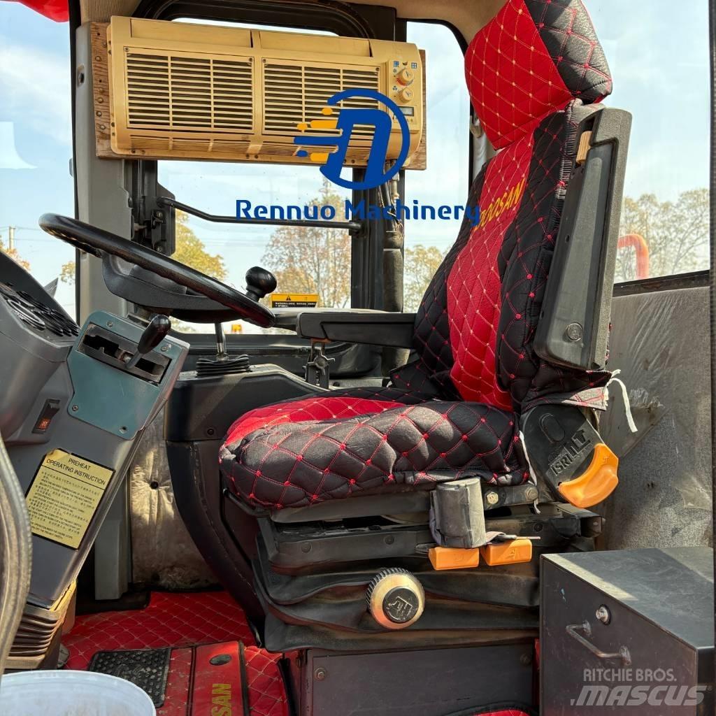 Doosan DL505 Wielladers