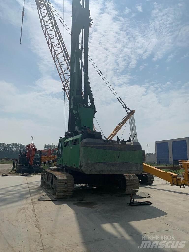 Bauer RTG 25 S Zware boorinstallaties