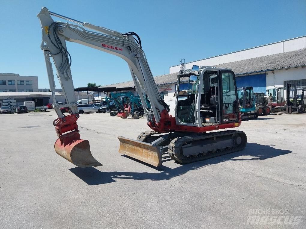 Takeuchi TB290-2 Midigraafmachines 7t - 12t