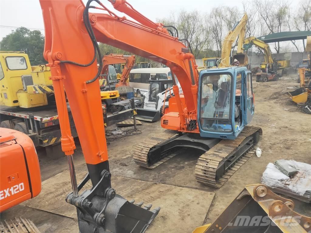 Hitachi EX120 Midigraafmachines 7t - 12t