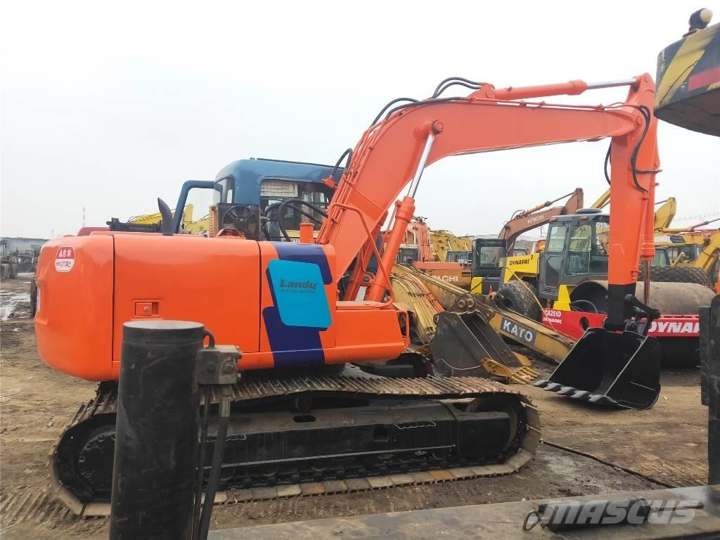 Hitachi EX120 Midigraafmachines 7t - 12t