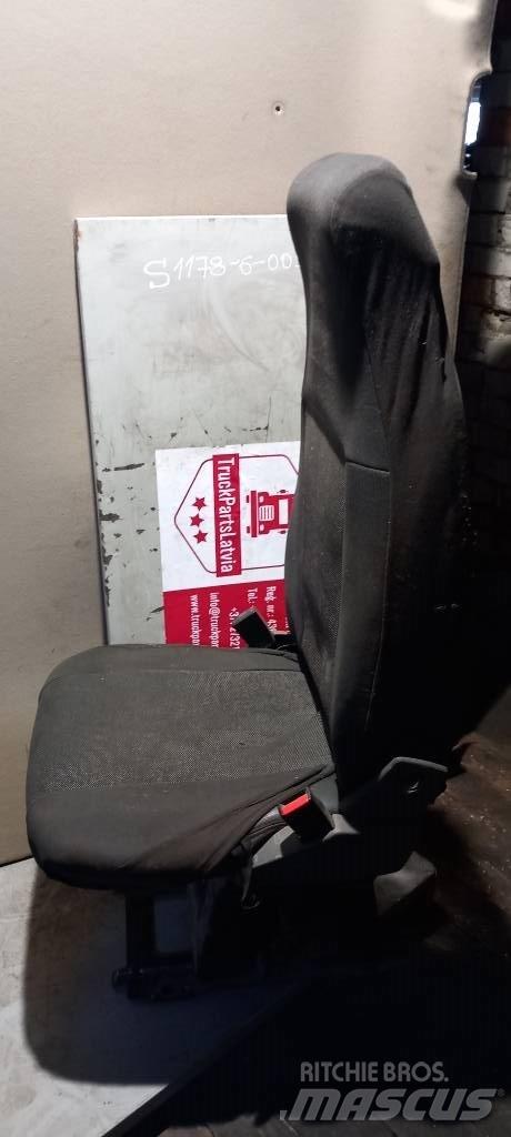 Scania R 420.    2401822 Cabine en interieur