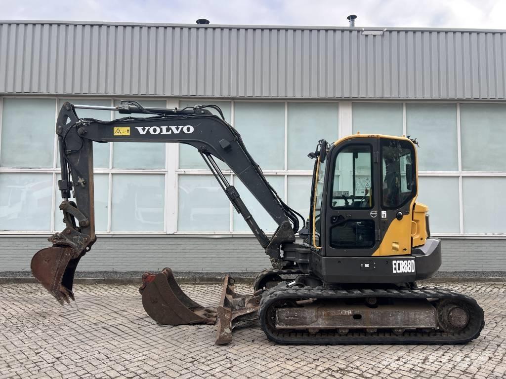 Volvo ECR 88 D    2016 Midigraafmachines 7t - 12t