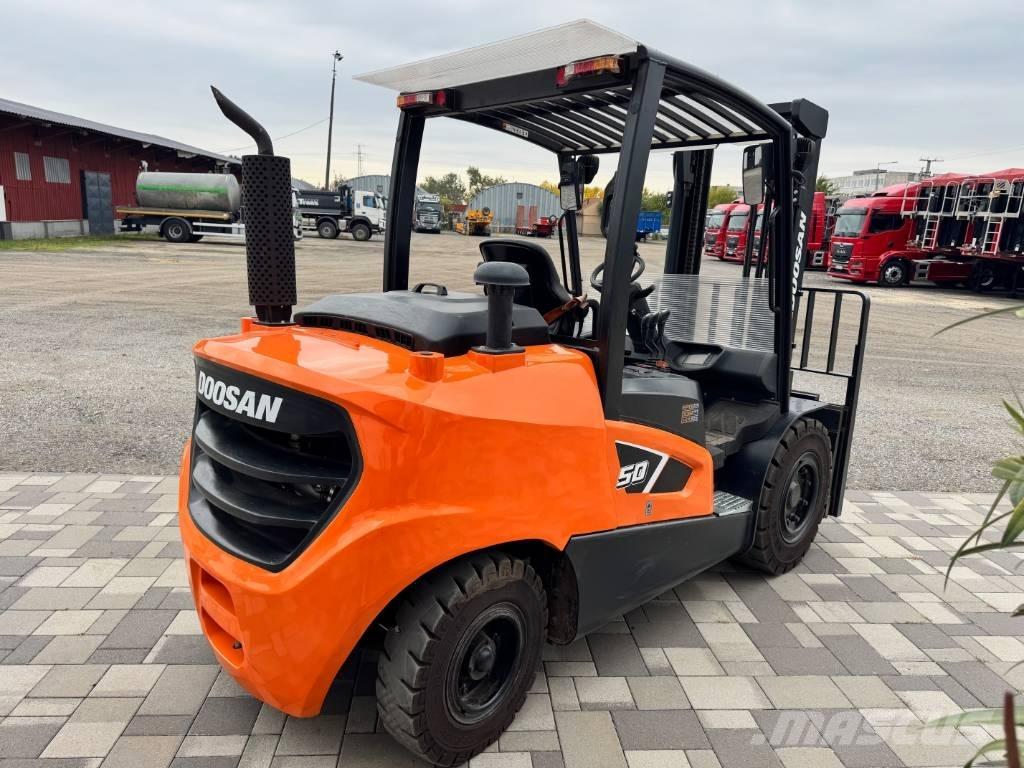 Doosan D 50,  130üó!!! 5t Diesel heftrucks