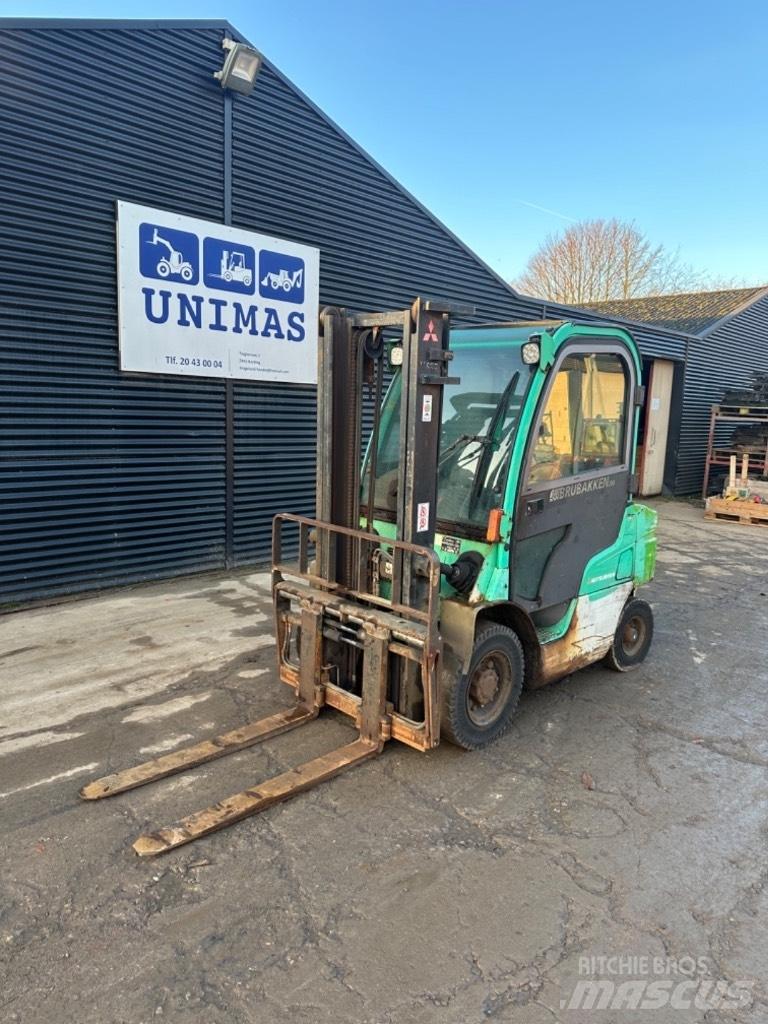 Mitsubishi FD25 Diesel heftrucks