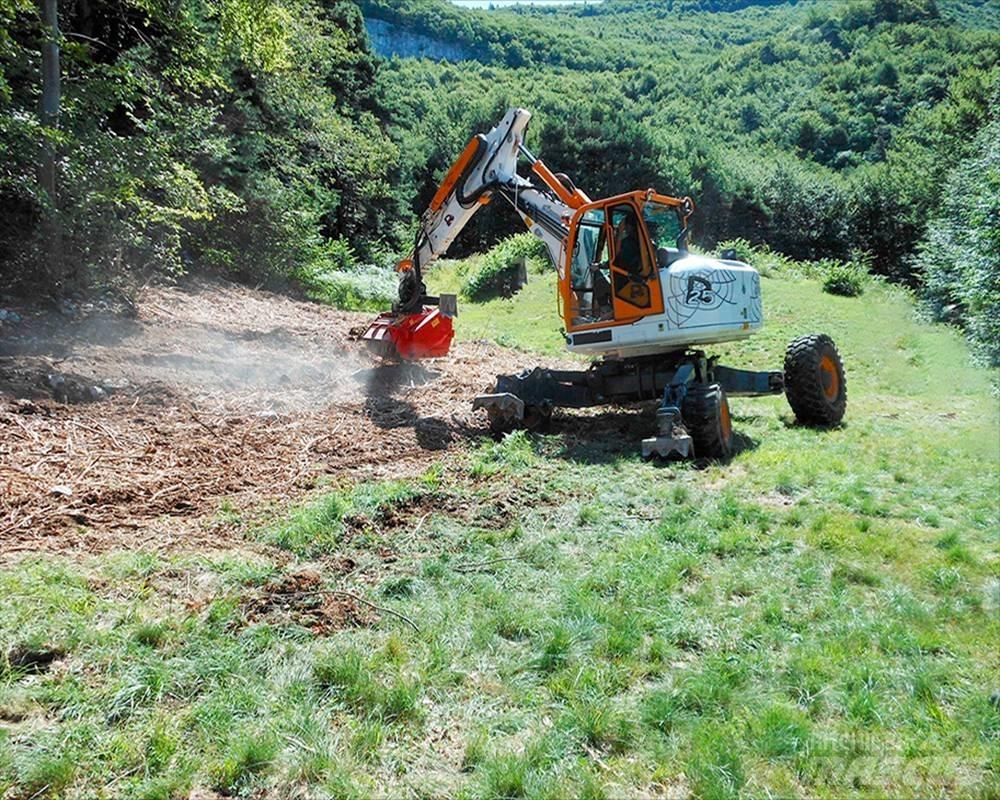 Euromach R125 Amfibische graafmachines