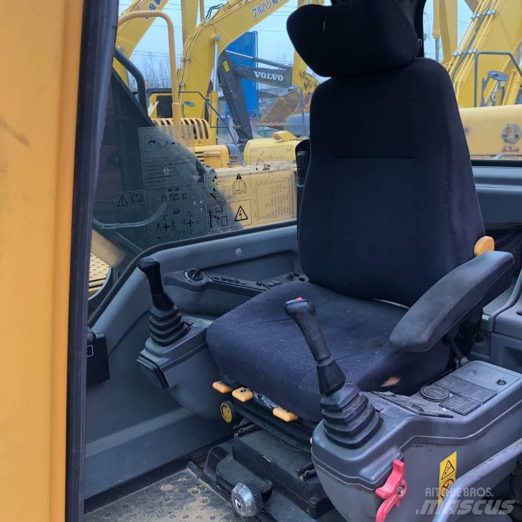 Volvo EC210B Rupsgraafmachines