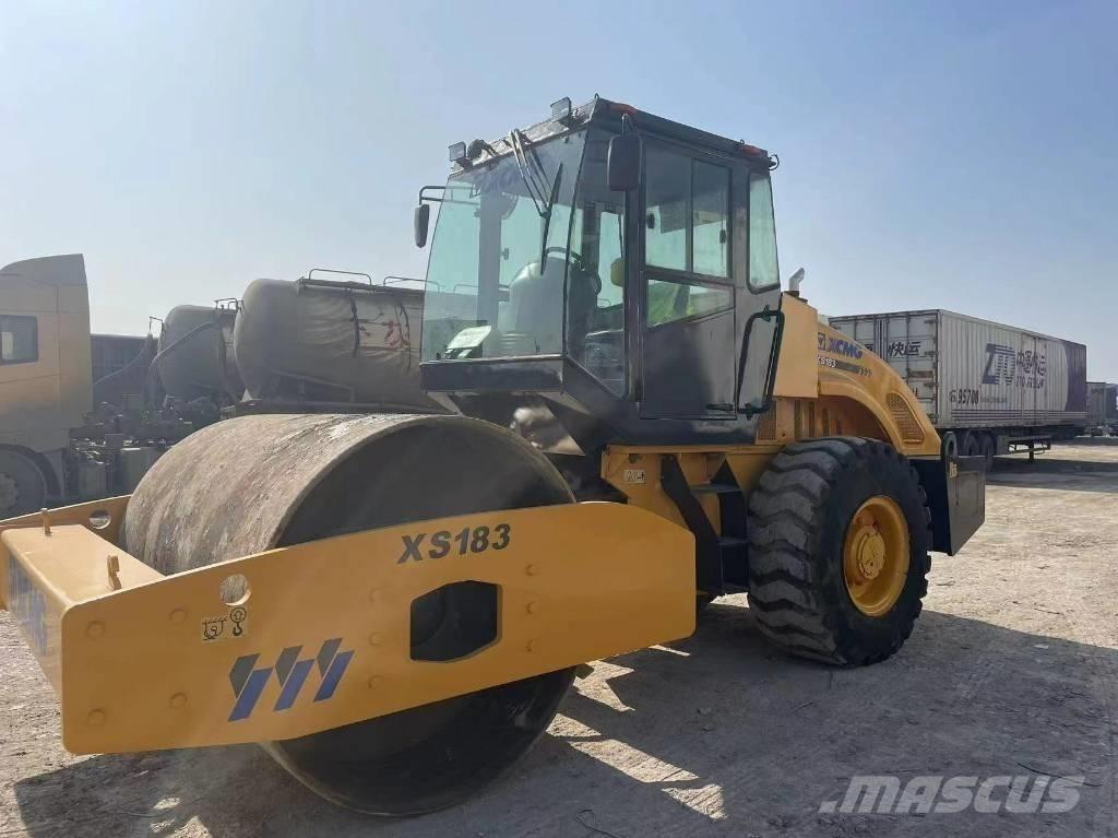 XCMG XS 183 Trilrolwalsen