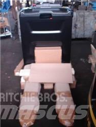 Hyster P2.0S FBW Meerij pallettruck met platform