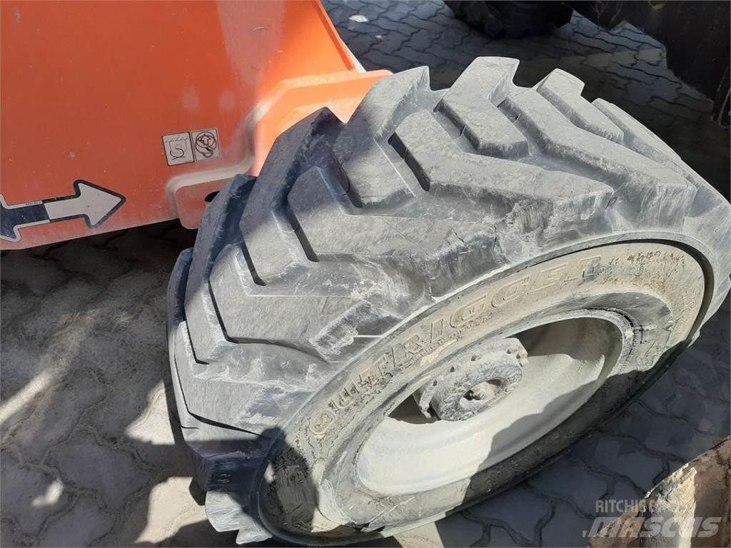 JLG 460SJ Telescoophoogwerkers