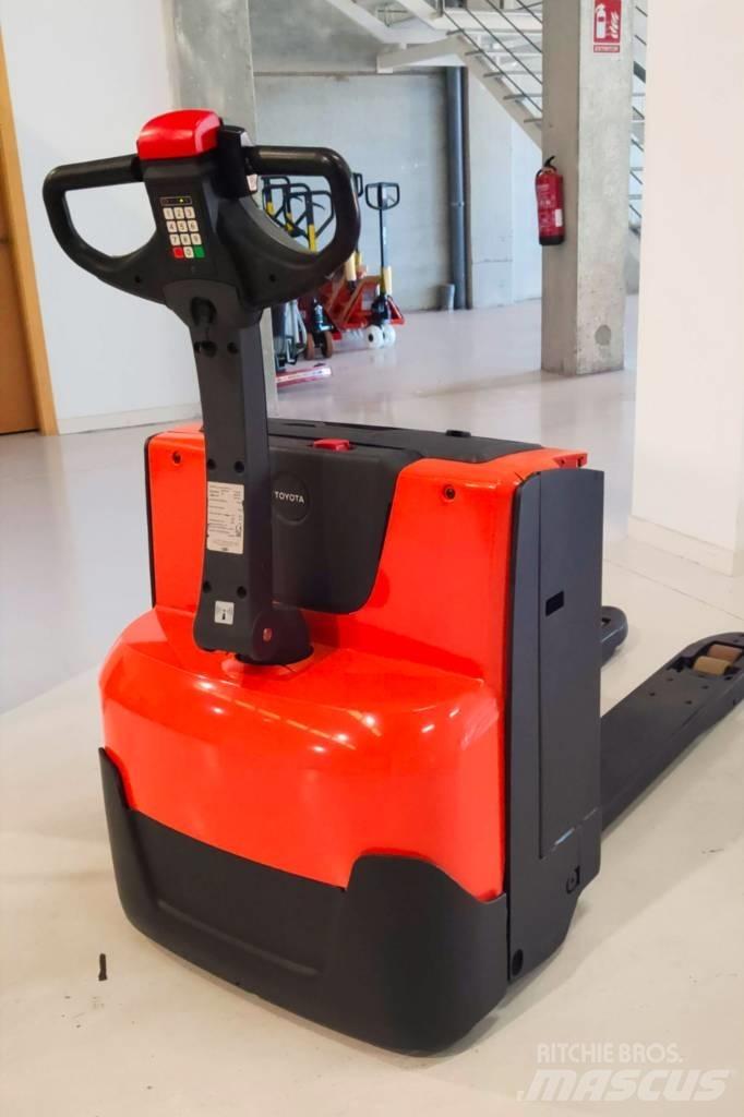 BT LWE 180 Electro-pallettrucks