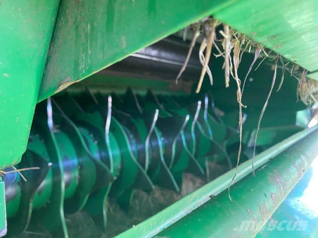 John Deere 568 Ronde-balenpersen