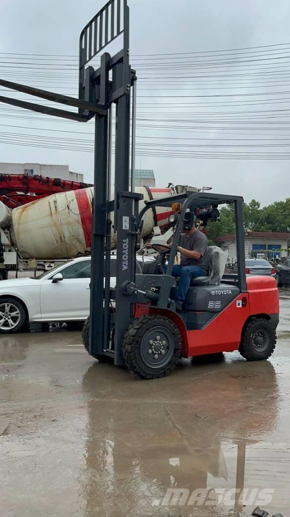 Toyota FD 35 Diesel heftrucks