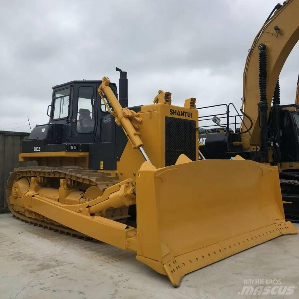 Shantui SD 32 Rupsdozers