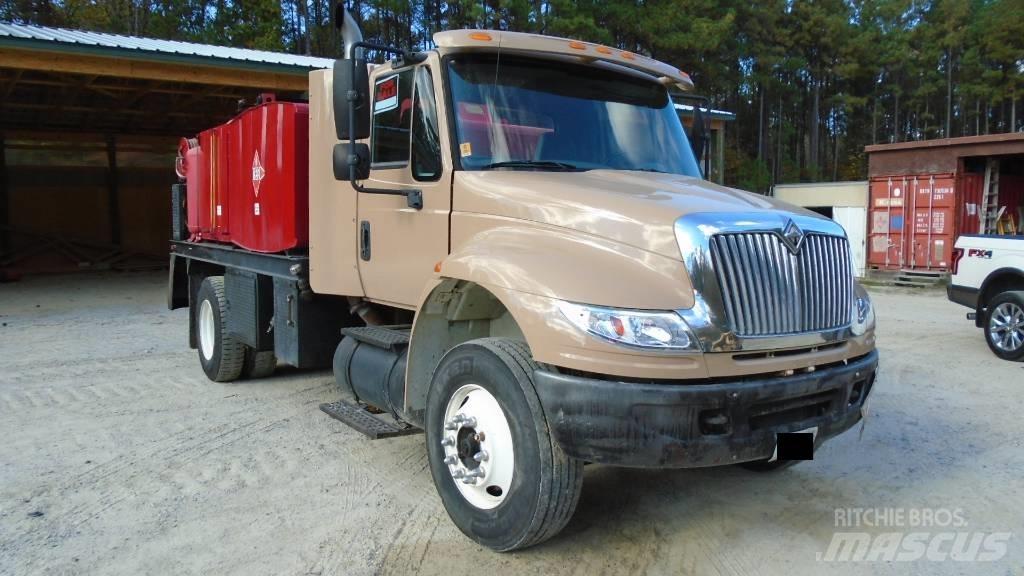 International 8500 Tankwagen