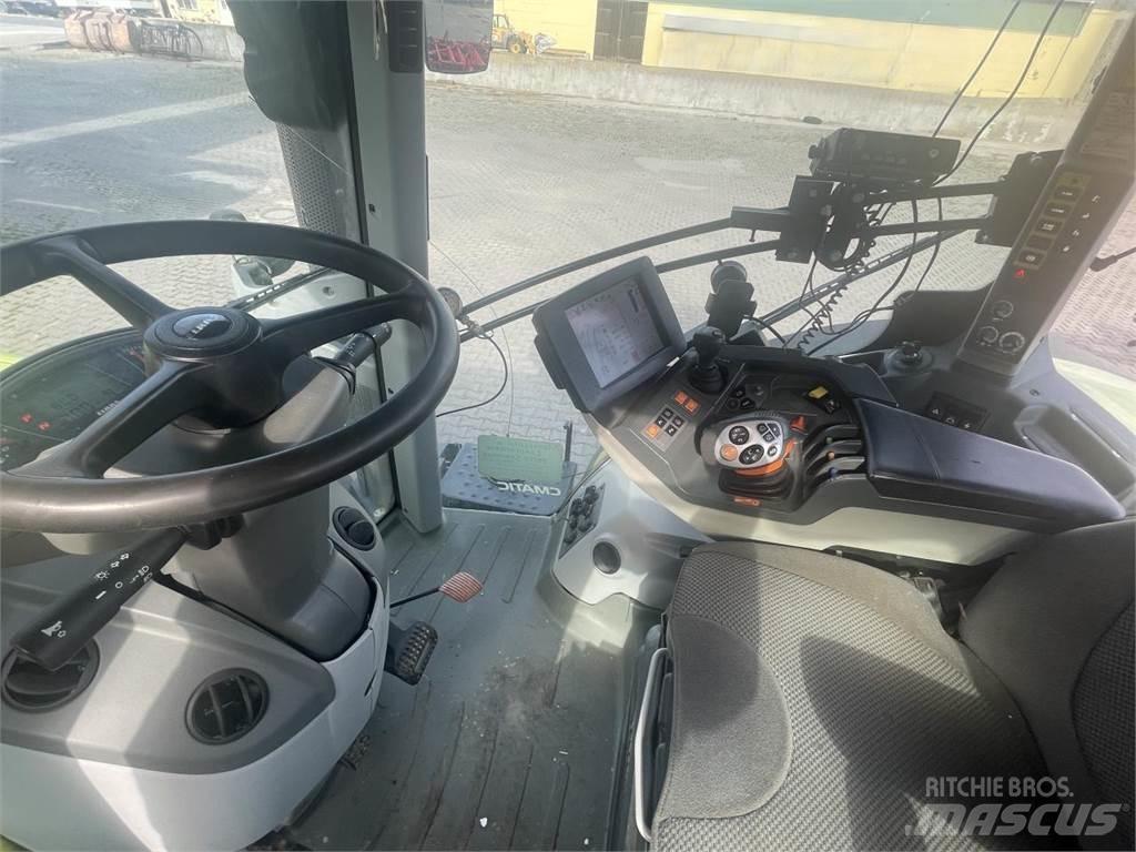 CLAAS AXION 830 Tractoren