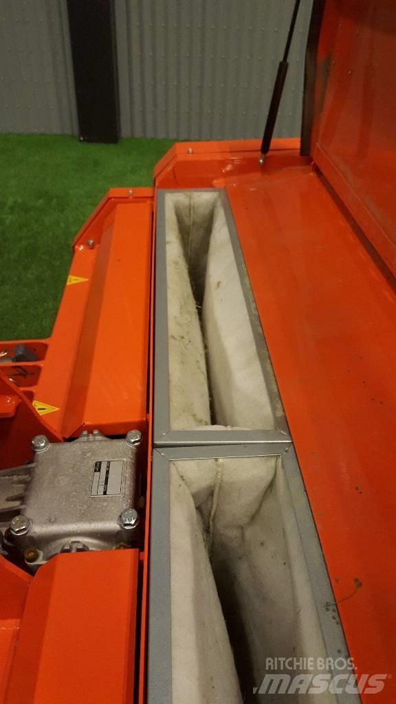  Hörger SKU-1500 Veegmachines