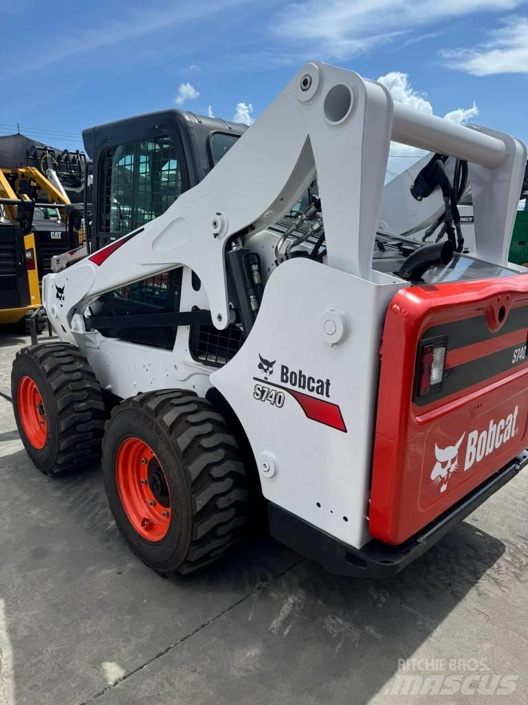 Bobcat S 740 Schrankladers