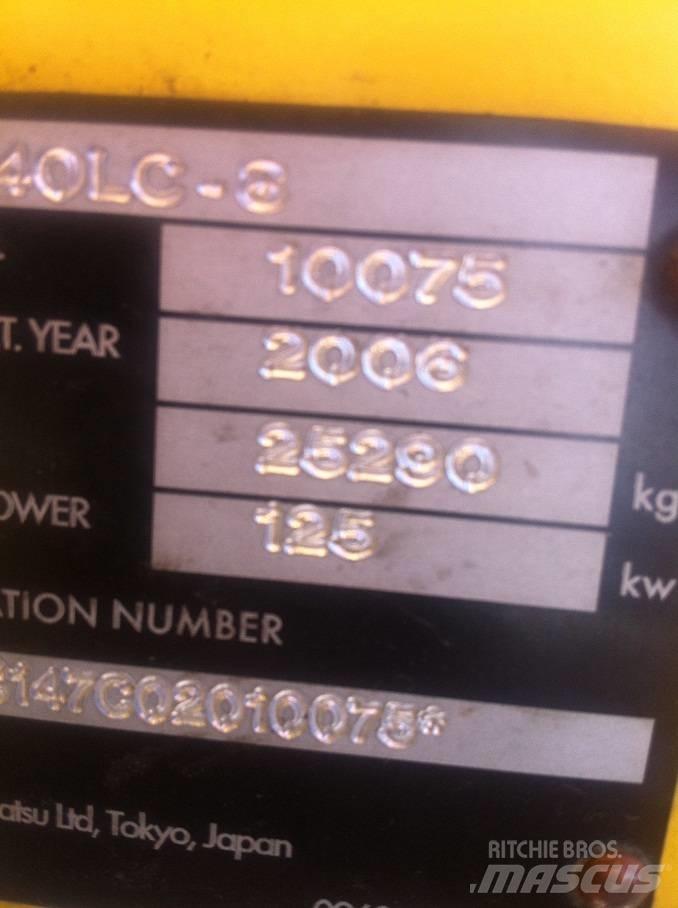 Komatsu PC240-8 Rupsgraafmachines